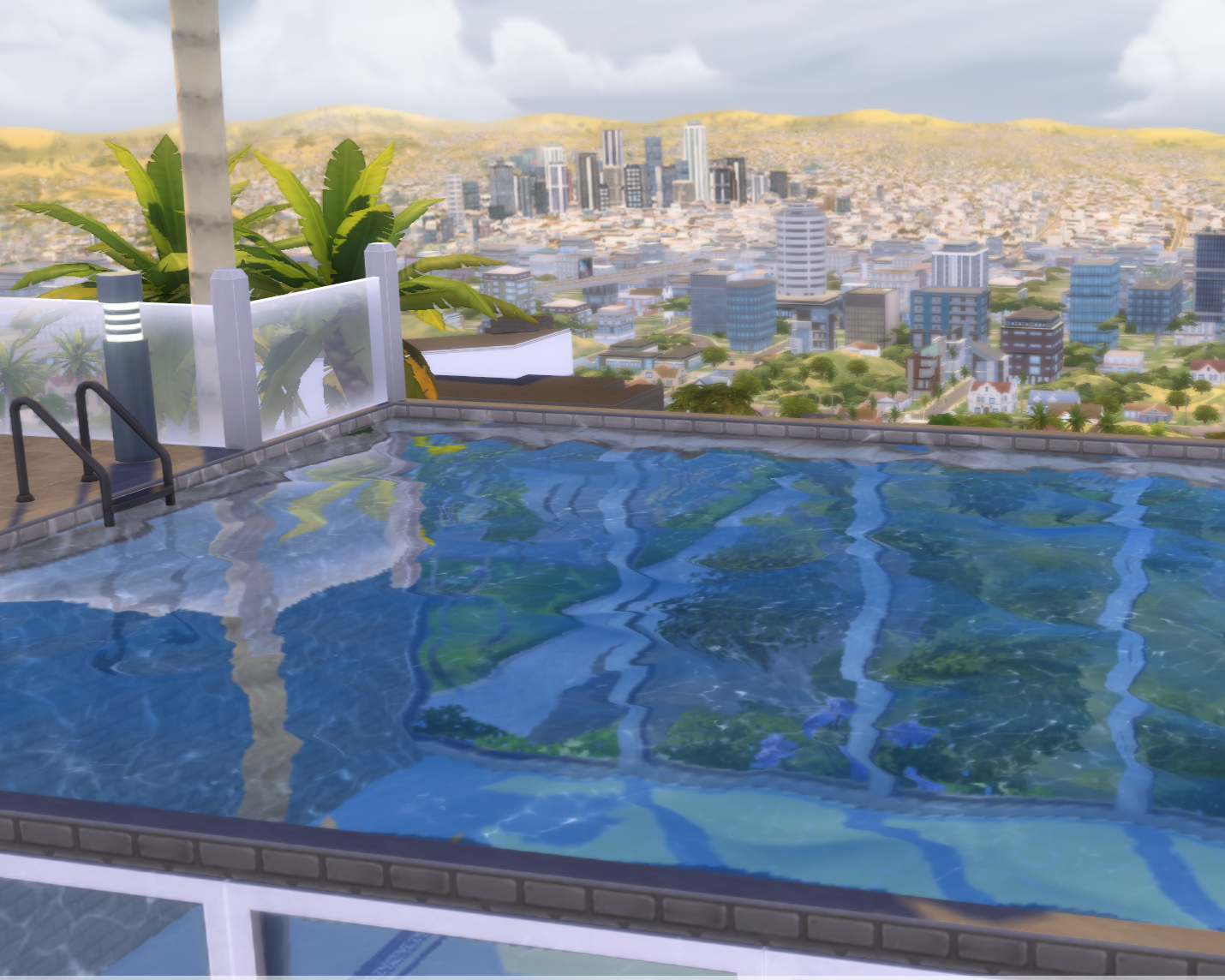 Photo of the third floor infinity pool and view